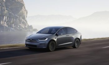 Tesla Model X 2022 // Source : Tesla Tesla Model X 2022 // Source : Tesla