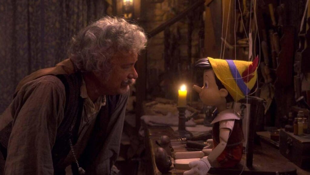 Tom Hanks incarne Gepetto dans cette adaptation de Pinocchio // Source : Disney+ Tom Hanks incarne Gepetto dans cette adaptation de Pinocchio // Source : Disney+