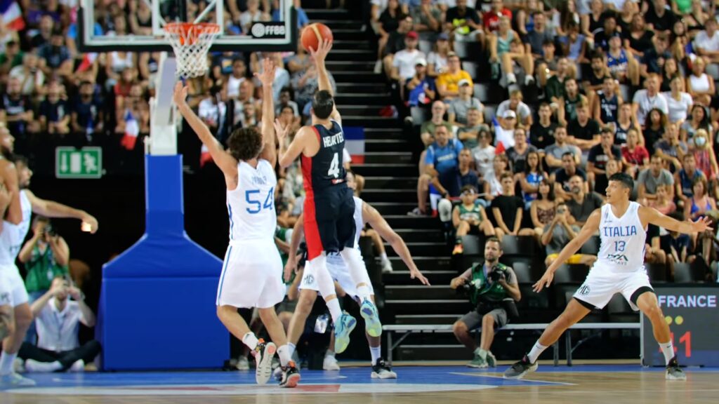 La France se prépare pour l'EuroBasket 2022 // Source : Capture YouTube La France se prépare pour l'EuroBasket 2022 // Source : Capture YouTube