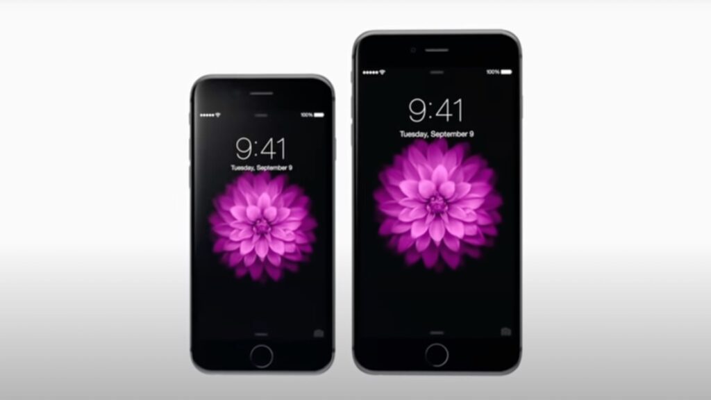 iPhone 6 et iPhone 6 Plus // Source : Capture YouTube iPhone 6 et iPhone 6 Plus // Source : Capture YouTube