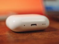 Apple AirPods Pro 2 // Source : Louise Audry pour Numerama