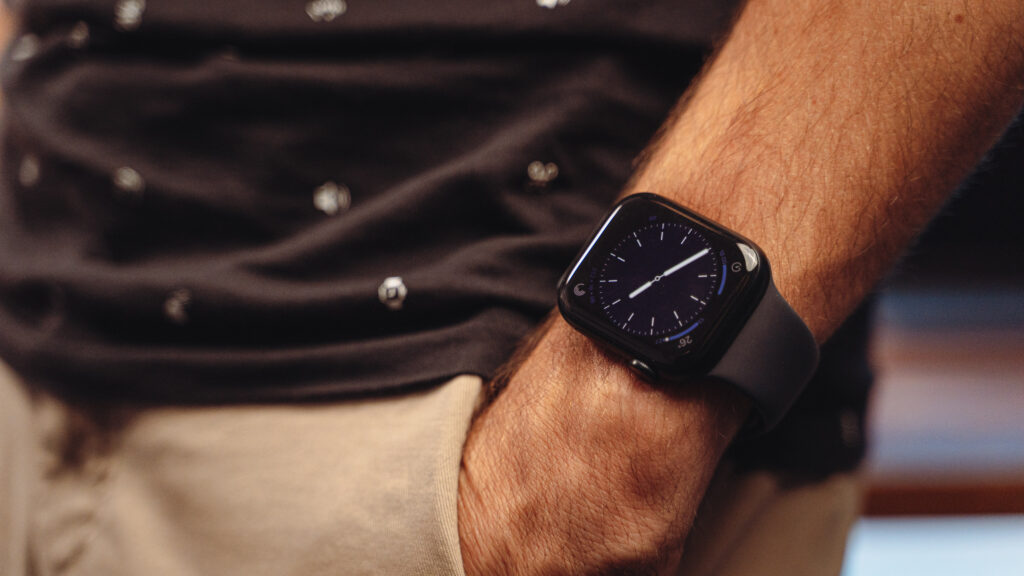 L'écran de l'Apple Watch Series 8 // Source : Louise Audry / Numerama L'écran de l'Apple Watch Series 8 // Source : Louise Audry / Numerama