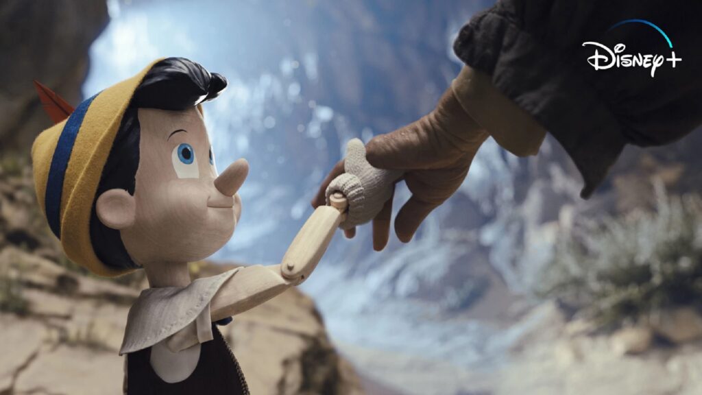 Pinocchio, la marionette devenue petit garçon // Source : disney+ Pinocchio, la marionette devenue petit garçon // Source : disney+