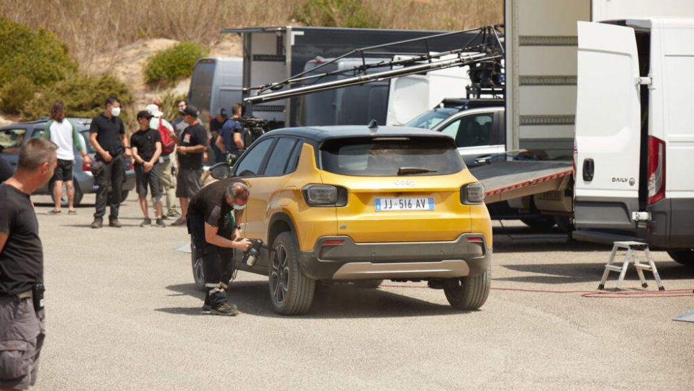 Fuite sur la Jeep Avenger en tournage // Source : Jeep Fuite sur la Jeep Avenger en tournage // Source : Jeep