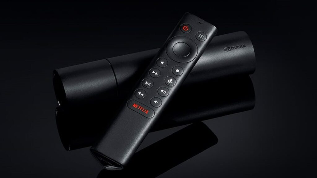 La Nvidia Shield TV et sa télécommande // Source : Nvidia La Nvidia Shield TV et sa télécommande // Source : Nvidia