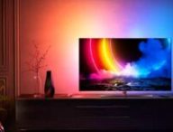 Le TV Philips Ambilight OLED856 55" 4K // Source : Philips