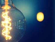 Une ampoule. // Source : Johannes Plenio