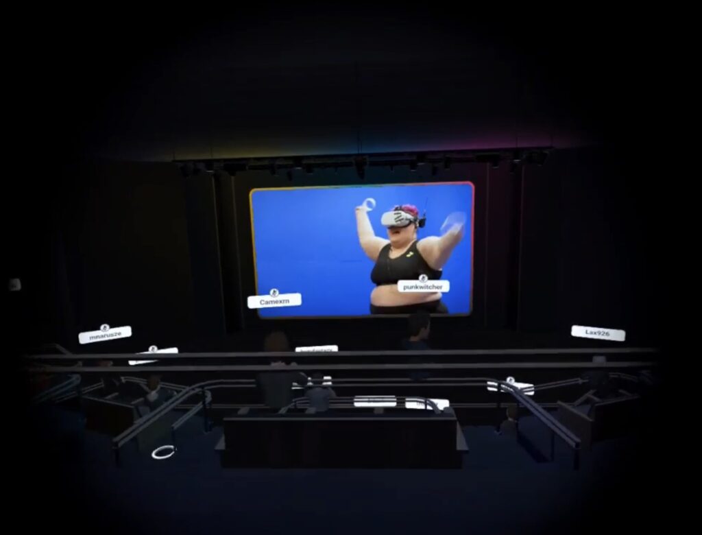 La salle de conférence virtuelle, avant le début de l'événement. // Source : Capture Numerama La salle de conférence virtuelle, avant le début de l'événement. // Source : Capture Numerama