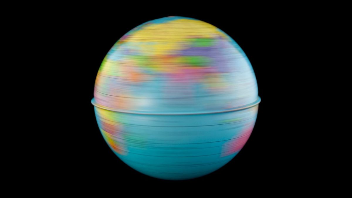 Un globe terrestre en rotation. // Source : Canva Un globe terrestre en rotation. // Source : Canva