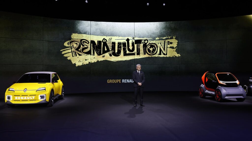 Luca de Meo lors de la présentation stratégique Renaulution // Source : Groupe Renault Luca de Meo lors de la présentation stratégique Renaulution // Source : Groupe Renault