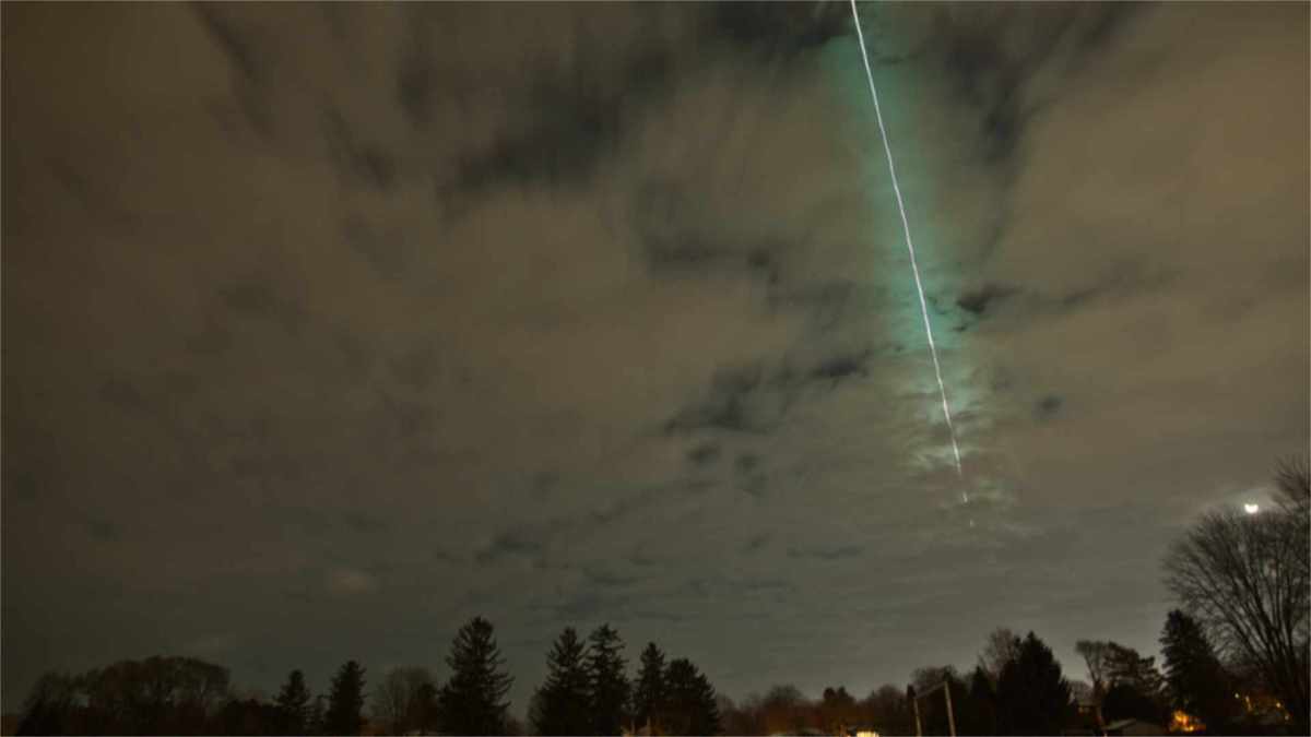 La trajectoire de WJ1 dans l'atmosphère // Source : Robert Weryk / ESA La trajectoire de WJ1 dans l'atmosphère // Source : Robert Weryk / ESA