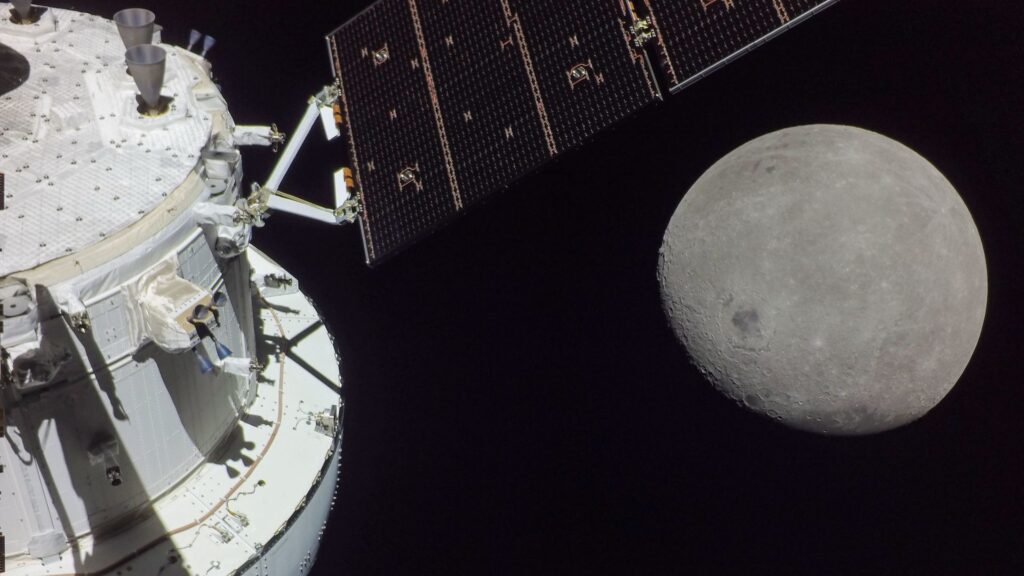 Orion approchant de la Lune. // Source : Flickr/CC/Nasa Orion Spacecraft Orion approchant de la Lune. // Source : Flickr/CC/Nasa Orion Spacecraft