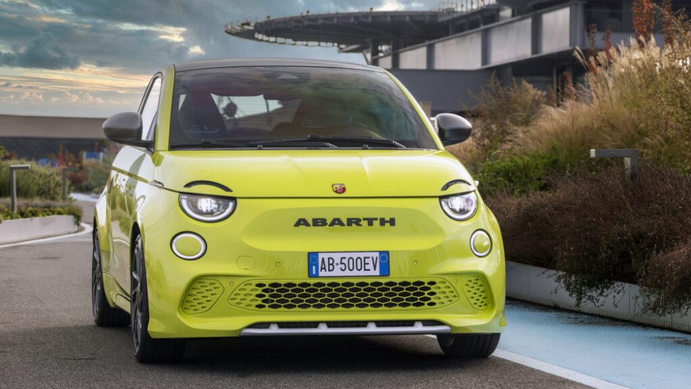 Abarth 500e 2023 // Source : Abarth Abarth 500e 2023 // Source : Abarth