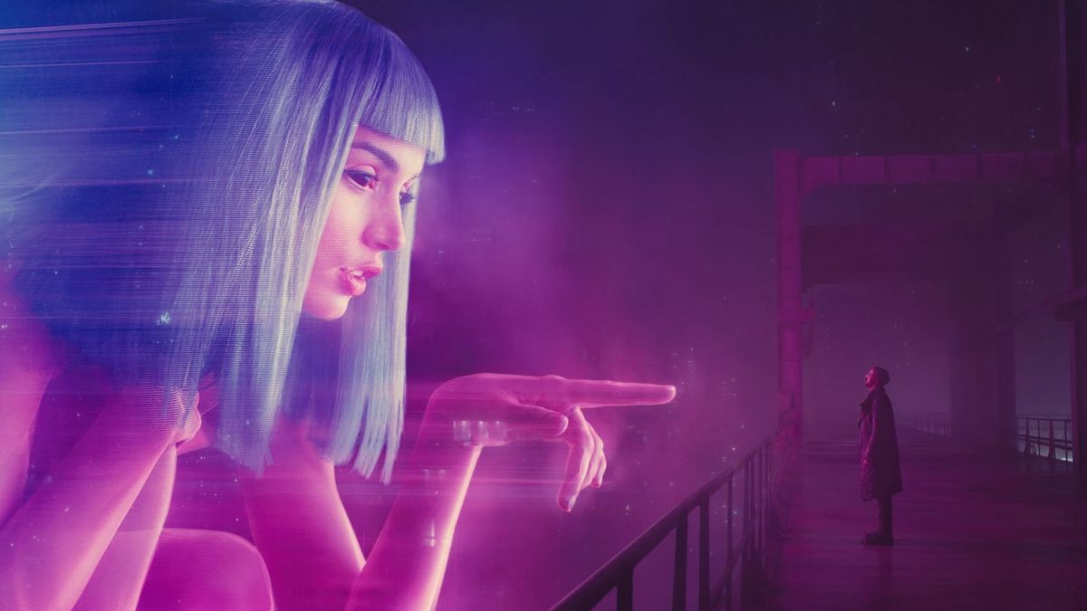 Dans Blade Runner 2049, le héros éprouve des sentiments pour une intelligence artificielle. // Source : Columbia Pictures Dans Blade Runner 2049, le héros éprouve des sentiments pour une intelligence artificielle. // Source : Columbia Pictures