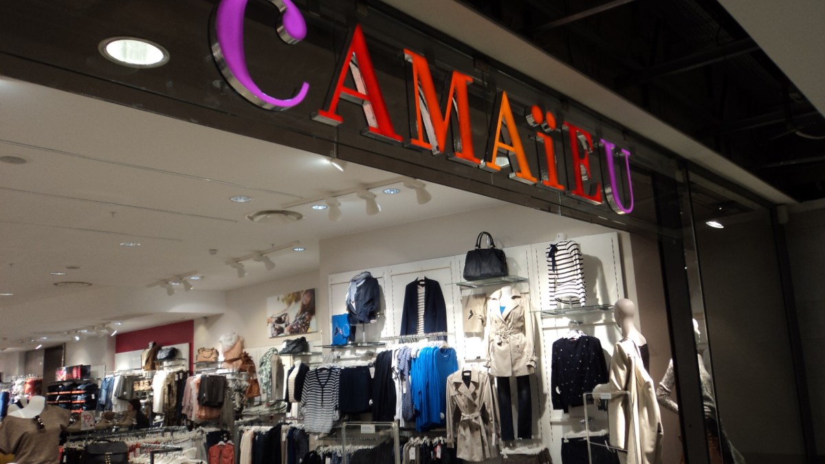 Camaieu. // Source : ErasmusOfParis Camaieu. // Source : ErasmusOfParis