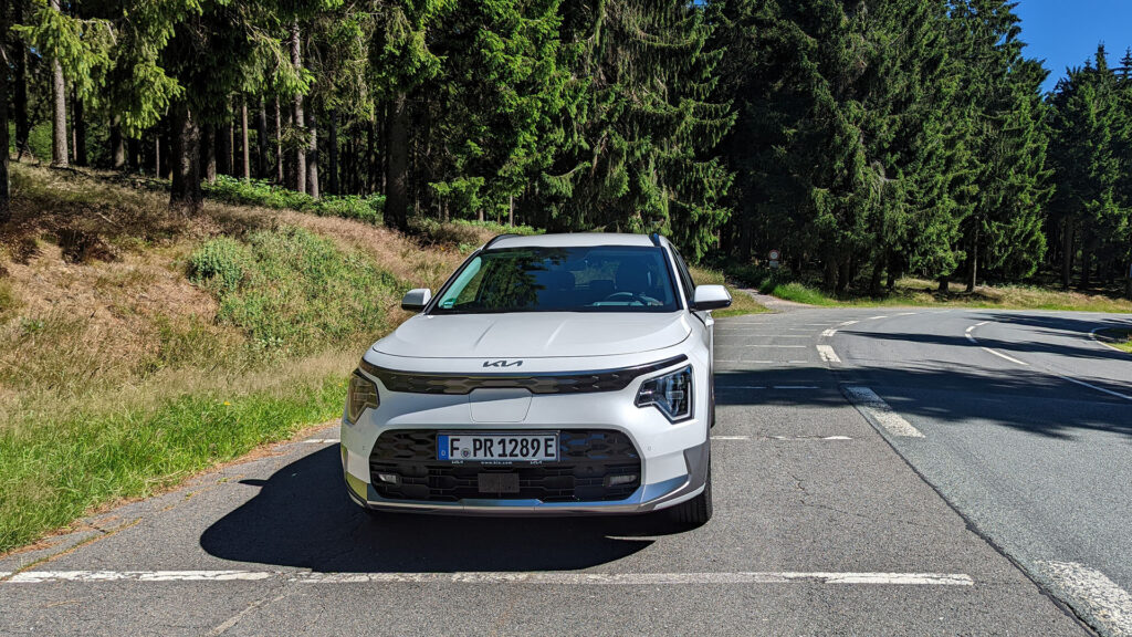 Une face avant du Niro EV réussie // Source : Raphaelle Baut Une face avant du Niro EV réussie // Source : Raphaelle Baut
