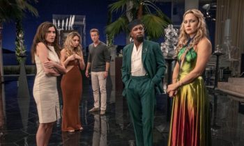 Une belle brochette de riches // Source : Netflix