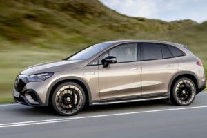 Mercedes EQE SUV // Source : Mercedes
