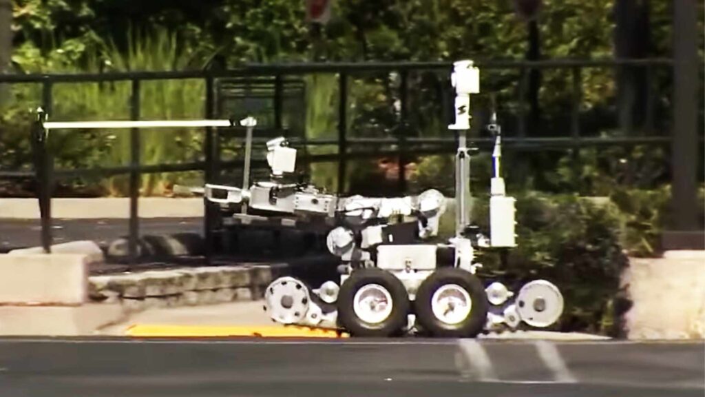 Un des robots utilisés par les forces de police de San Francisco // Source : KTVU Fox 2 San Francisco / YouTube Un des robots utilisés par les forces de police de San Francisco // Source : KTVU Fox 2 San Francisco / YouTube