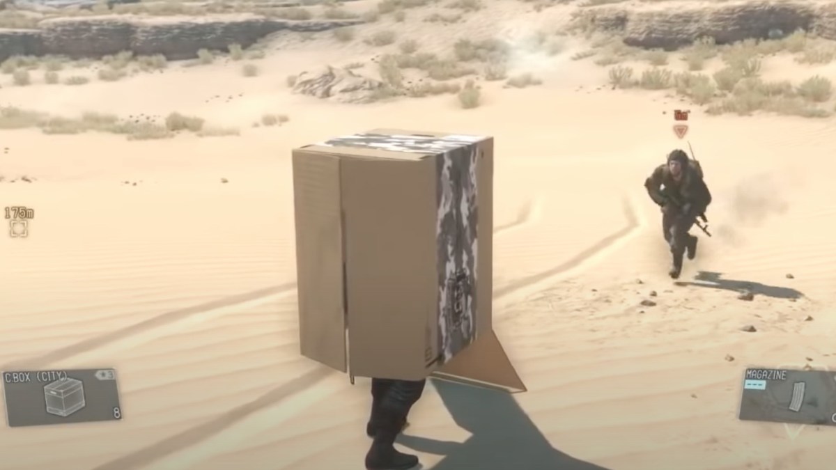 La boîte en carton dans Metal Gear Solid V: The Phantom Pain // Source : Capture d’écran YouTube La boîte en carton dans Metal Gear Solid V: The Phantom Pain // Source : Capture d’écran YouTube