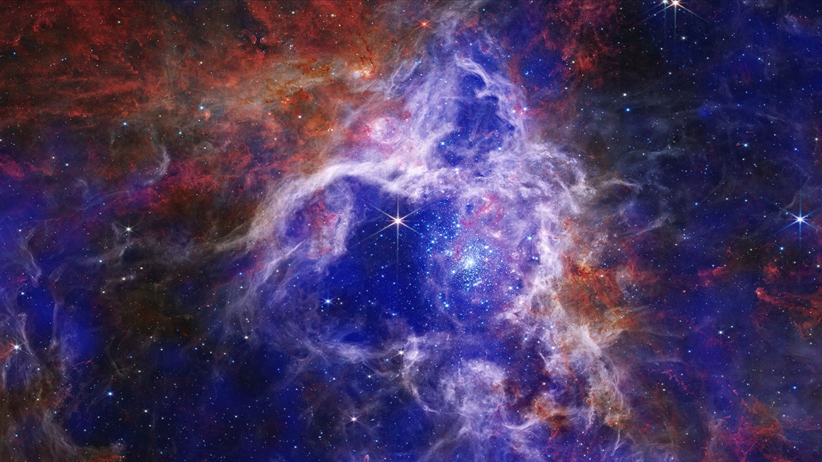 Source : Chandra Source : Chandra