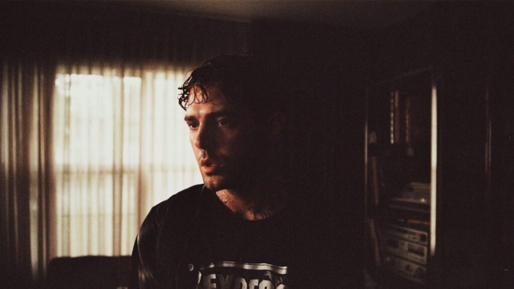 Xavier Dolan incarne Elliot // Source : Canal+