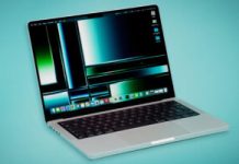 Le MacBook Pro de 2023 reprend le design de son prédécesseur, avec un clavier complètement noir. // Source : Thomas Ancelle / Numerama Le MacBook Pro de 2023 reprend le design de son prédécesseur, avec un clavier complètement noir. // Source : Thomas Ancelle / Numerama