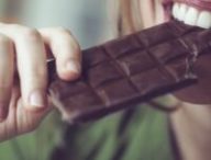 Manger du chocolat est agréable // Source : Eva-Katalin/Canva