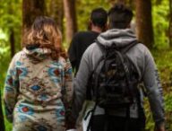 Une marche en nature // Source : Pexels