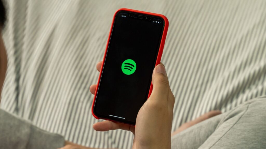 Spotify licencie 6% de ses employés // Source : Canva Spotify licencie 6% de ses employés // Source : Canva