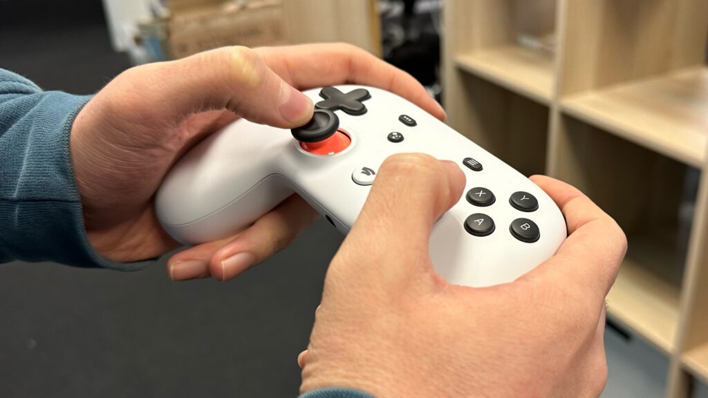 La manette Stadia. // Source : Numerama La manette Stadia. // Source : Numerama