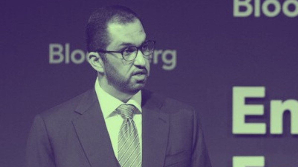 Sultan Ahmed al Jaber // Source : Portrait Joel Davies Photography / modifié Sultan Ahmed al Jaber // Source : Portrait Joel Davies Photography / modifié