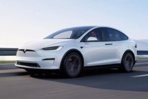 Tesla Model X // Source : Tesla Tesla Model X // Source : Tesla