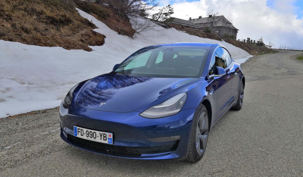 Tesla Model 3 en hiver // Source : Raphaelle Baut