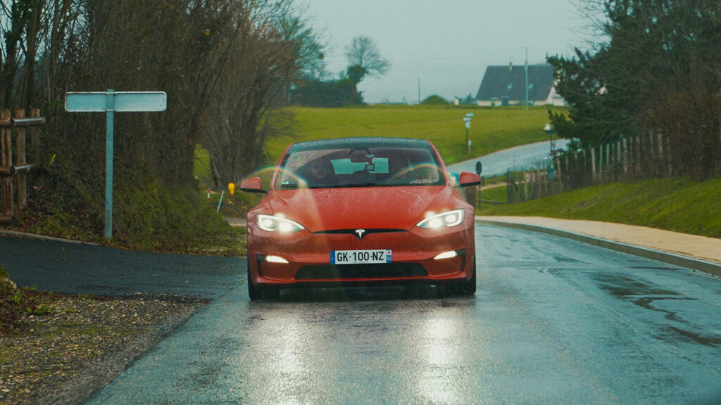 Tesla Model S Plaid // Source : Thomas Ancelle pour Numerama Tesla Model S Plaid // Source : Thomas Ancelle pour Numerama