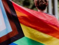 Drapeau LGBTQ+ // Source : Canva Drapeau LGBTQ+ // Source : Canva