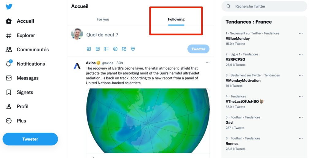 Sur Twitter.com, l'onglet « For you » montre l'affichage algorithmique alors que « Following » rétablit la vue chronologique. // Source : Capture Numerama Sur Twitter.com, l'onglet « For you » montre l'affichage algorithmique alors que « Following » rétablit la vue chronologique. // Source : Capture Numerama