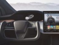 Volant Yoke dans la Model X. // Source : Tesla Volant Yoke dans la Model X. // Source : Tesla