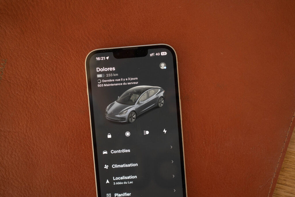 panne erreur 503 sur application Tesla // Source : Vincent Sergere panne erreur 503 sur application Tesla // Source : Vincent Sergere