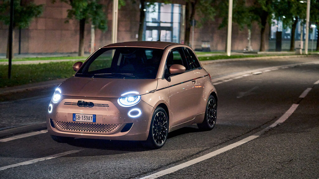 La Fiat 500 électrique est un succès en Europe // Source : Fiat La Fiat 500 électrique est un succès en Europe // Source : Fiat
