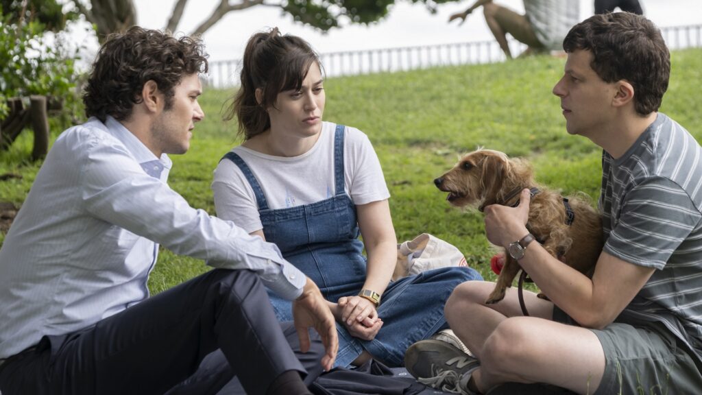 Le personnage de Libby (au centre), incarné par Lizzy Caplan, mérite son propre spin-off // Source : Linda Kallerus/FX Le personnage de Libby (au centre), incarné par Lizzy Caplan, mérite son propre spin-off // Source : Linda Kallerus/FX