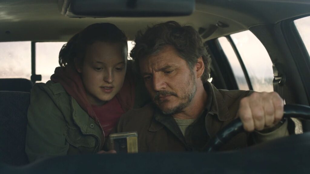 Pedro Pascal et Bella Ramsey reprennent les deux rôles cultes du jeu PlayStation. // Source : HBO Pedro Pascal et Bella Ramsey reprennent les deux rôles cultes du jeu PlayStation. // Source : HBO