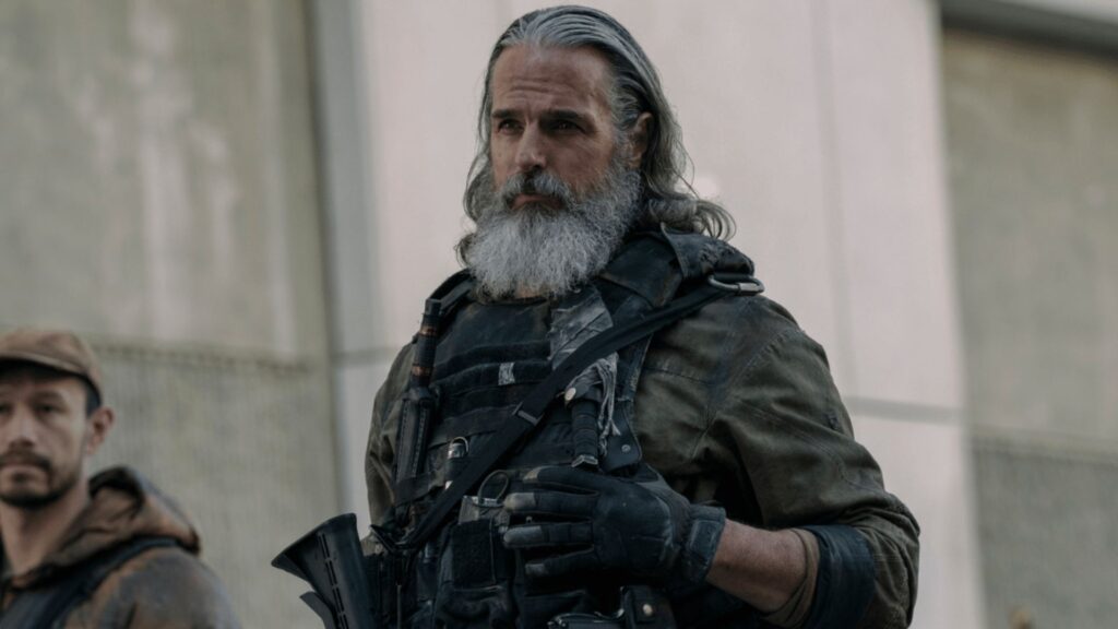 Jeffrey Pierce, qui donnait sa voix à Tommy dans le jeu, incarne Perry. // Source : HBO Jeffrey Pierce, qui donnait sa voix à Tommy dans le jeu, incarne Perry. // Source : HBO