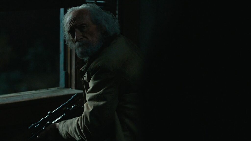 Le sniper dans la série The Last of Us. // Source : HBO Le sniper dans la série The Last of Us. // Source : HBO