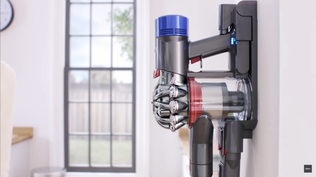 Dyson V8 Origin // Source : Dyson Dyson V8 Origin // Source : Dyson