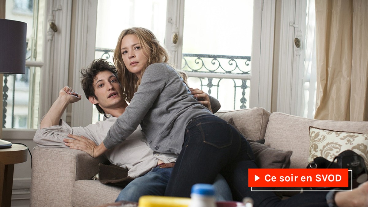 Virginie Efira et Pierre Niney dans 20 ans d'écart // Source : EuropaCorp Distribution Virginie Efira et Pierre Niney dans 20 ans d'écart // Source : EuropaCorp Distribution