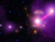 La galaxie 3C 297. // Source : X-ray: NASA/CXC/Univ. of Torino/V. Missaglia et al.; Optical: NASA/ESA/STScI & International Gemini Observatory/NOIRLab/NSF/AURA; Infrared: NASA/ESA/STScI; Radio: NRAO/AUI/NSF La galaxie 3C 297. // Source : X-ray: NASA/CXC/Univ. of Torino/V. Missaglia et al.; Optical: NASA/ESA/STScI & International Gemini Observatory/NOIRLab/NSF/AURA; Infrared: NASA/ESA/STScI; Radio: NRAO/AUI/NSF