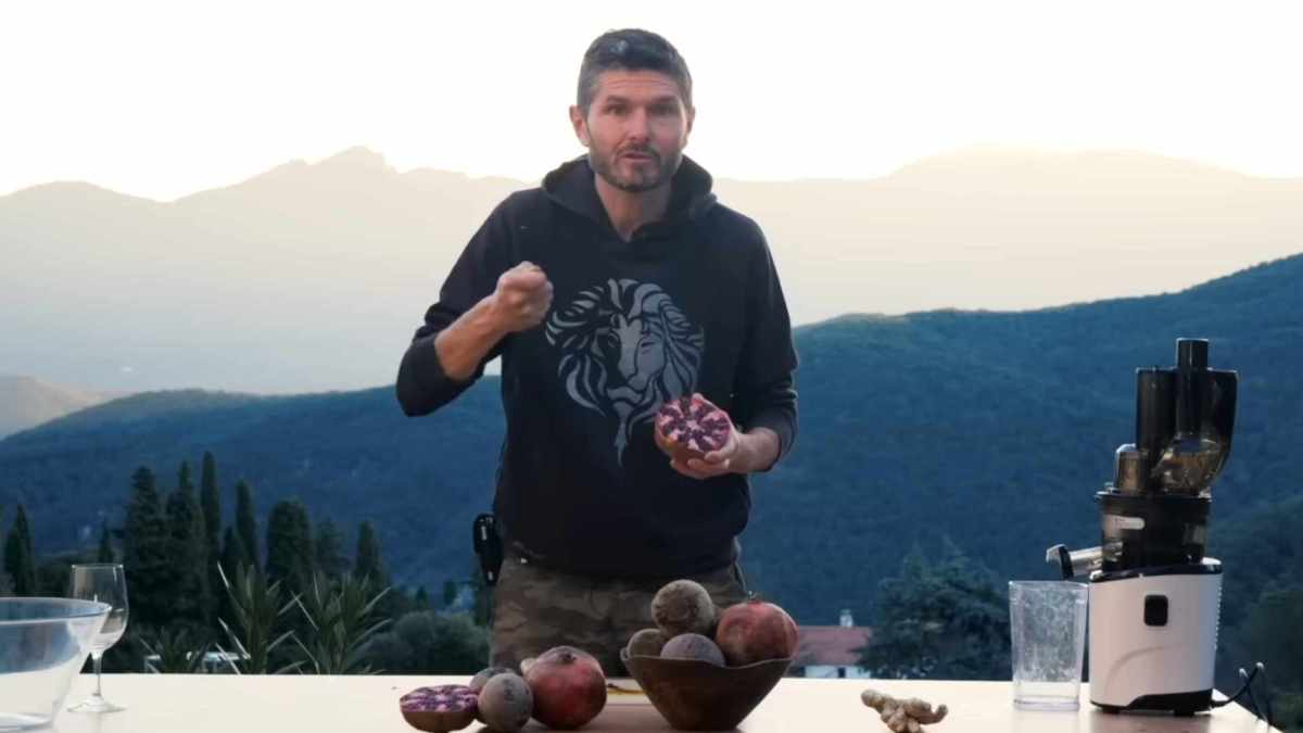 Thierry Casasnovas // Source : YouTube / Thierry Casasnovas Thierry Casasnovas // Source : YouTube / Thierry Casasnovas
