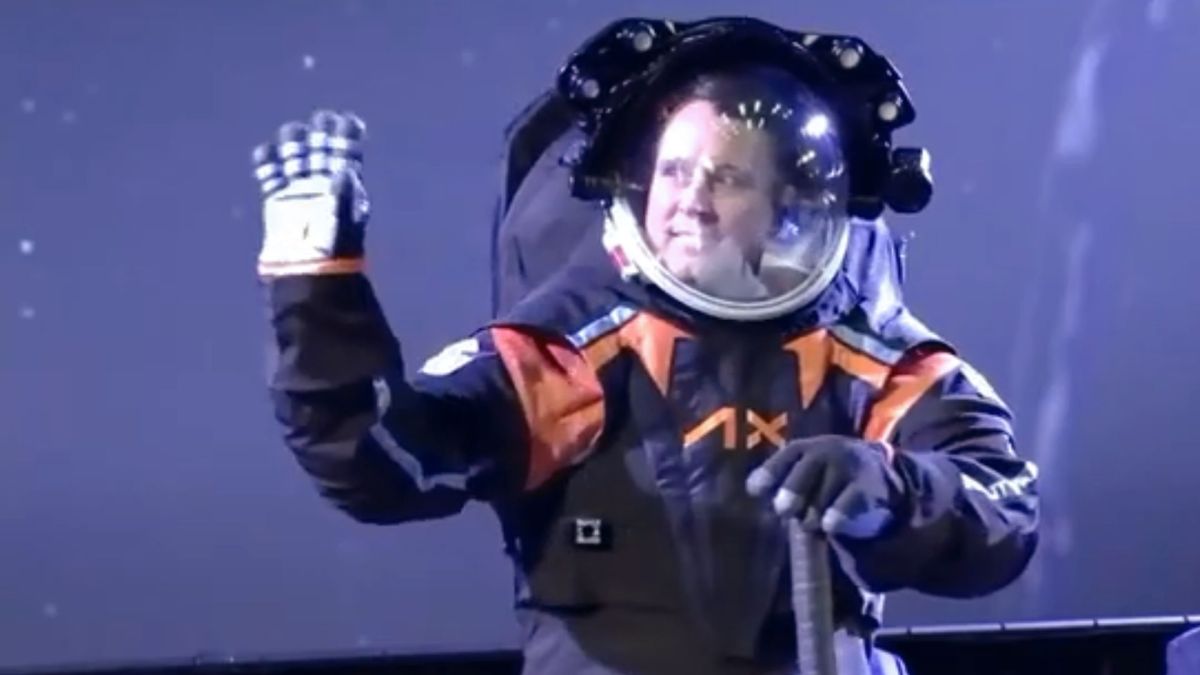 La combinaison pour retourner sur la Lune. // Source : Capture d'écran YouTube Axiom Space La combinaison pour retourner sur la Lune. // Source : Capture d'écran YouTube Axiom Space
