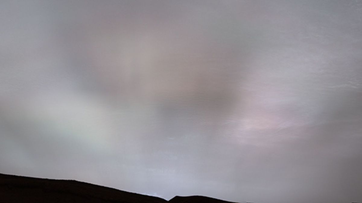 Les rayons du Soleil sur Mars. // Source : NASA/JPL-Caltech/MSSS/SSI (photo recadrée) Les rayons du Soleil sur Mars. // Source : NASA/JPL-Caltech/MSSS/SSI (photo recadrée)